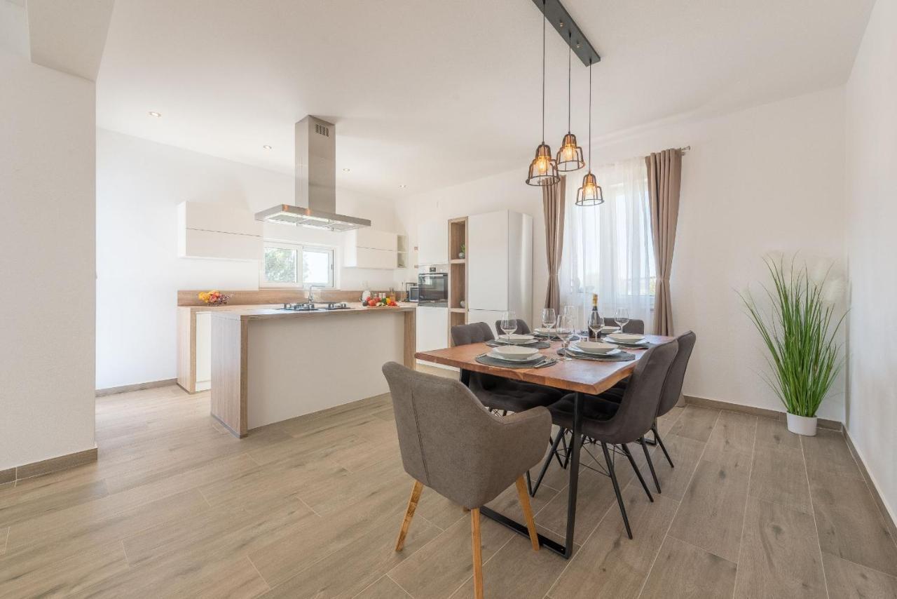Villa Tara Zadarvillas Tinj 外观 照片
