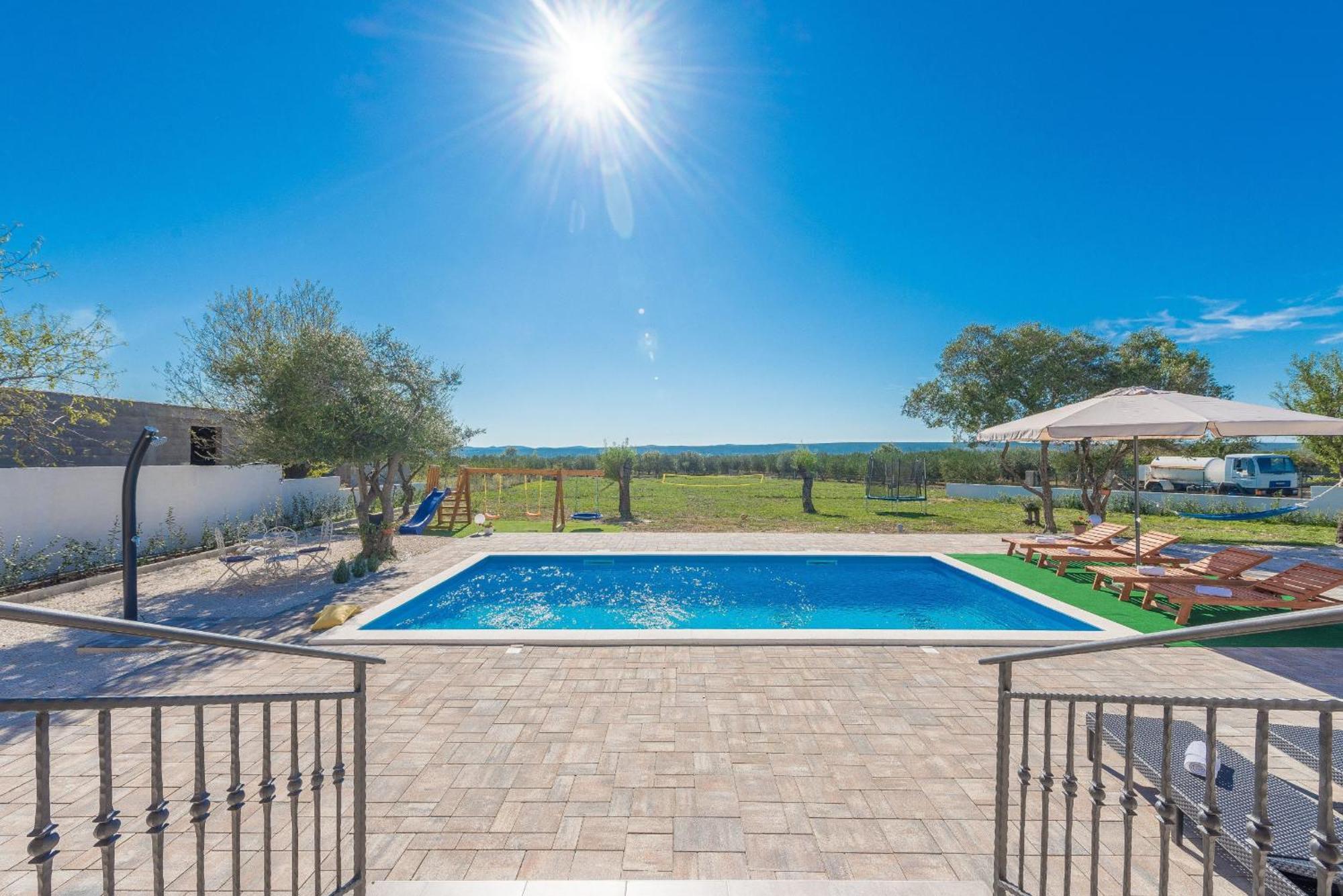 Villa Tara Zadarvillas Tinj 外观 照片